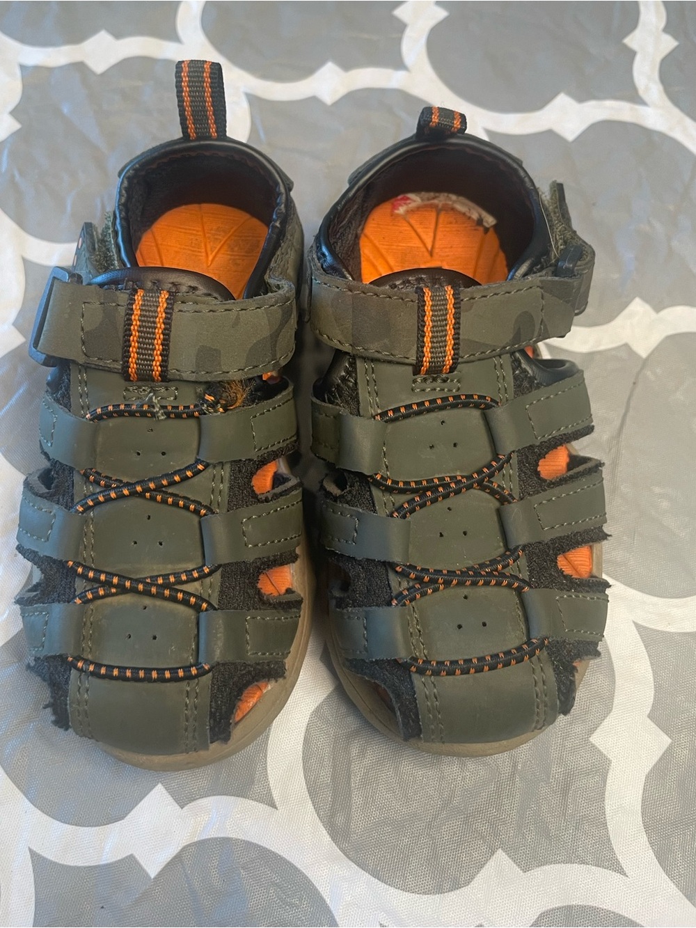 Eddie Bauer toddler Green camo Orange outdoor hiking Sandals easy on/off sz6